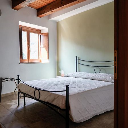La Portella Quiet Residence Oriolo  Экстерьер фото